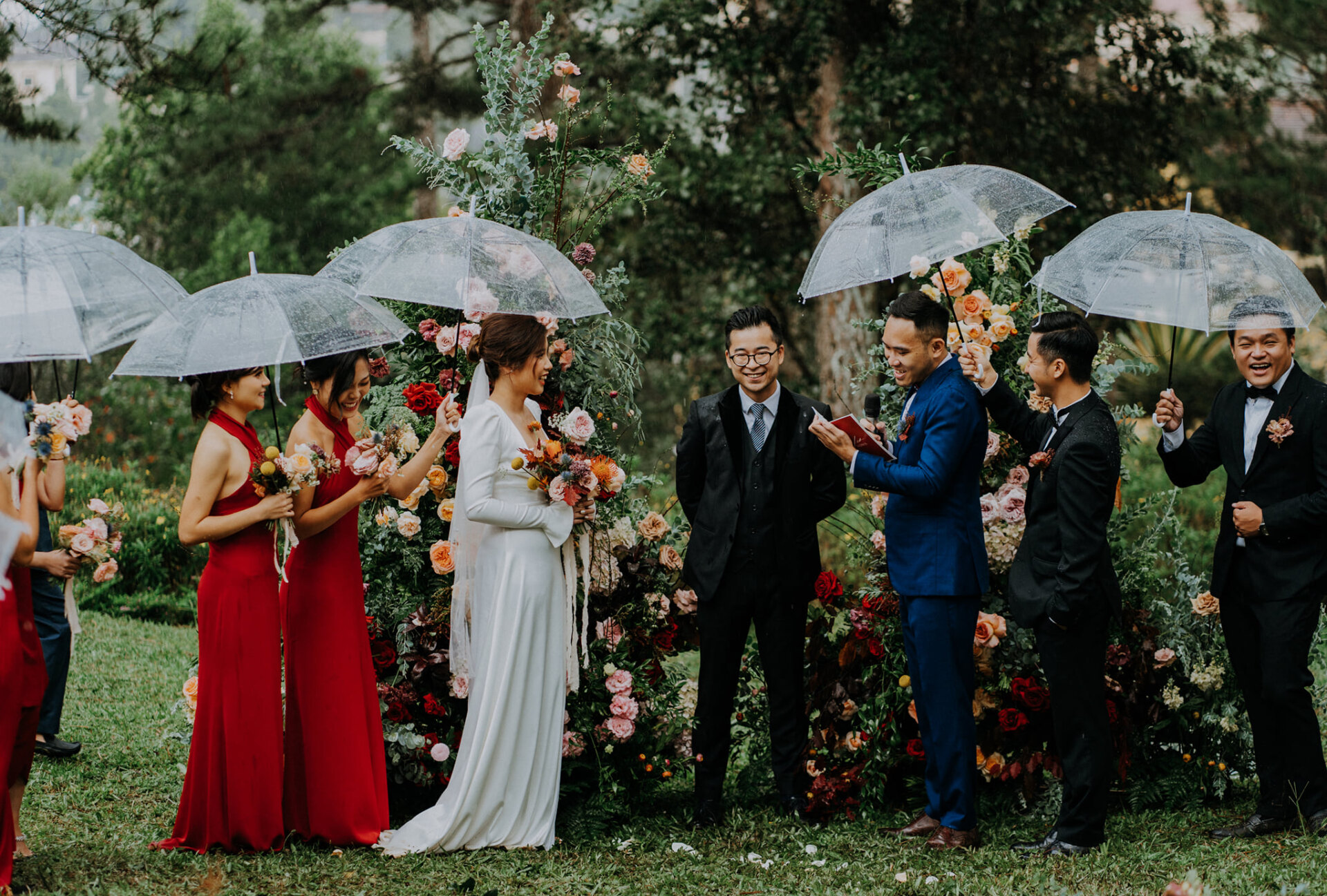 CƯỚI MÙA MƯA: CHỌN SẢNH SANG YÊN TÂM CƯỚI